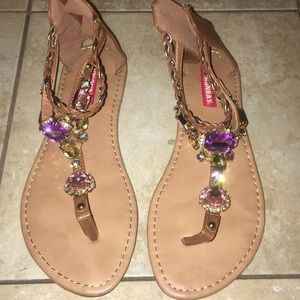 Size 7 Unionbay jeweled sandal